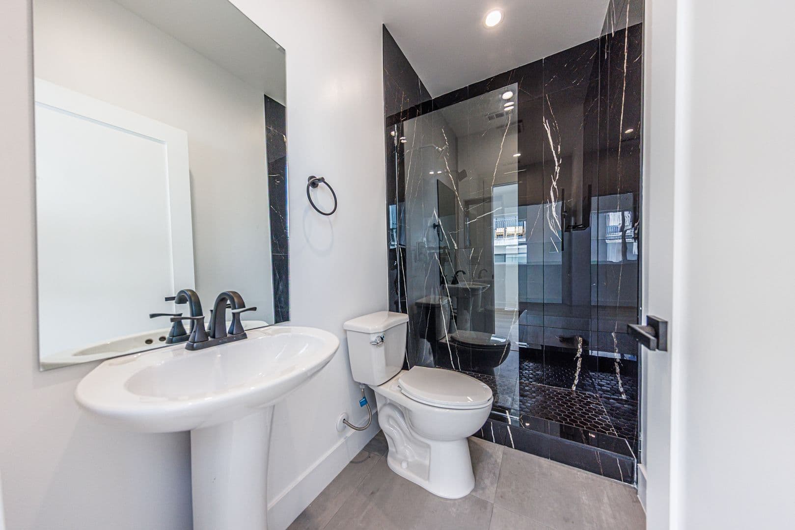 Los Angeles Apartment: 1065 S. Corning St