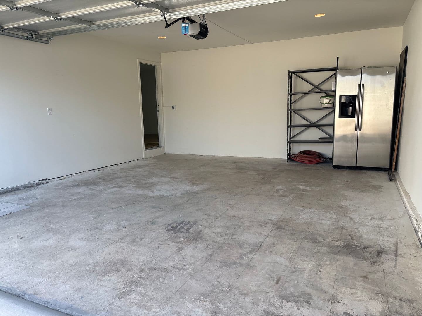Sun Valley House: 11246 Lull Street