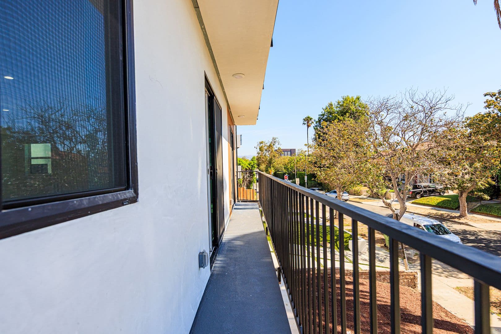 Los Angeles Apartment: 1021 S. Citrus Ave.