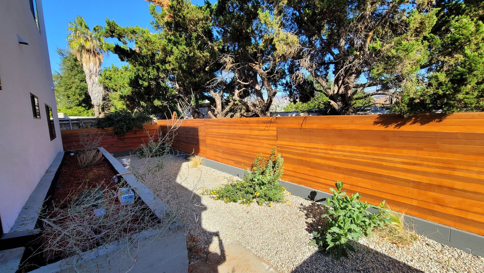 North Hollywood Apartment: 6034 Craner Ave