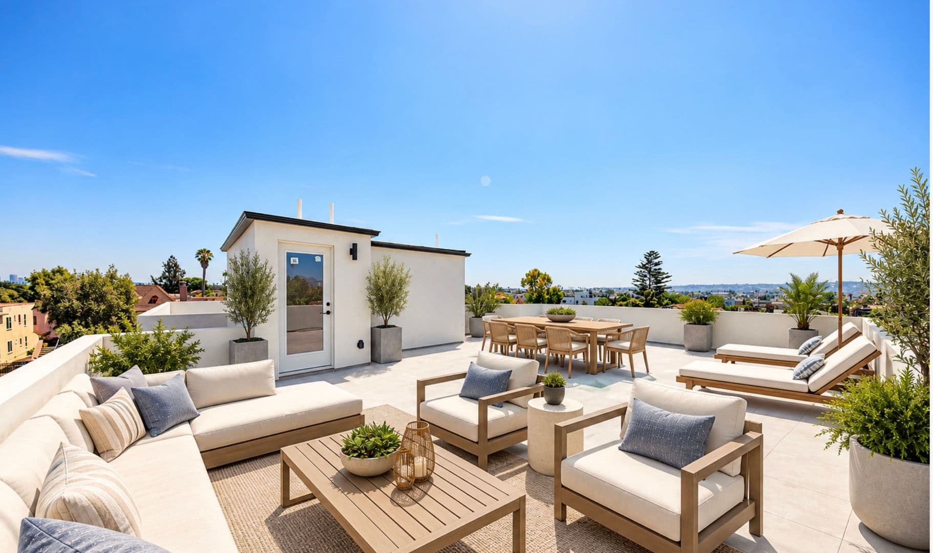 Los Angeles Apartment: 1259 S. Longwood Ave