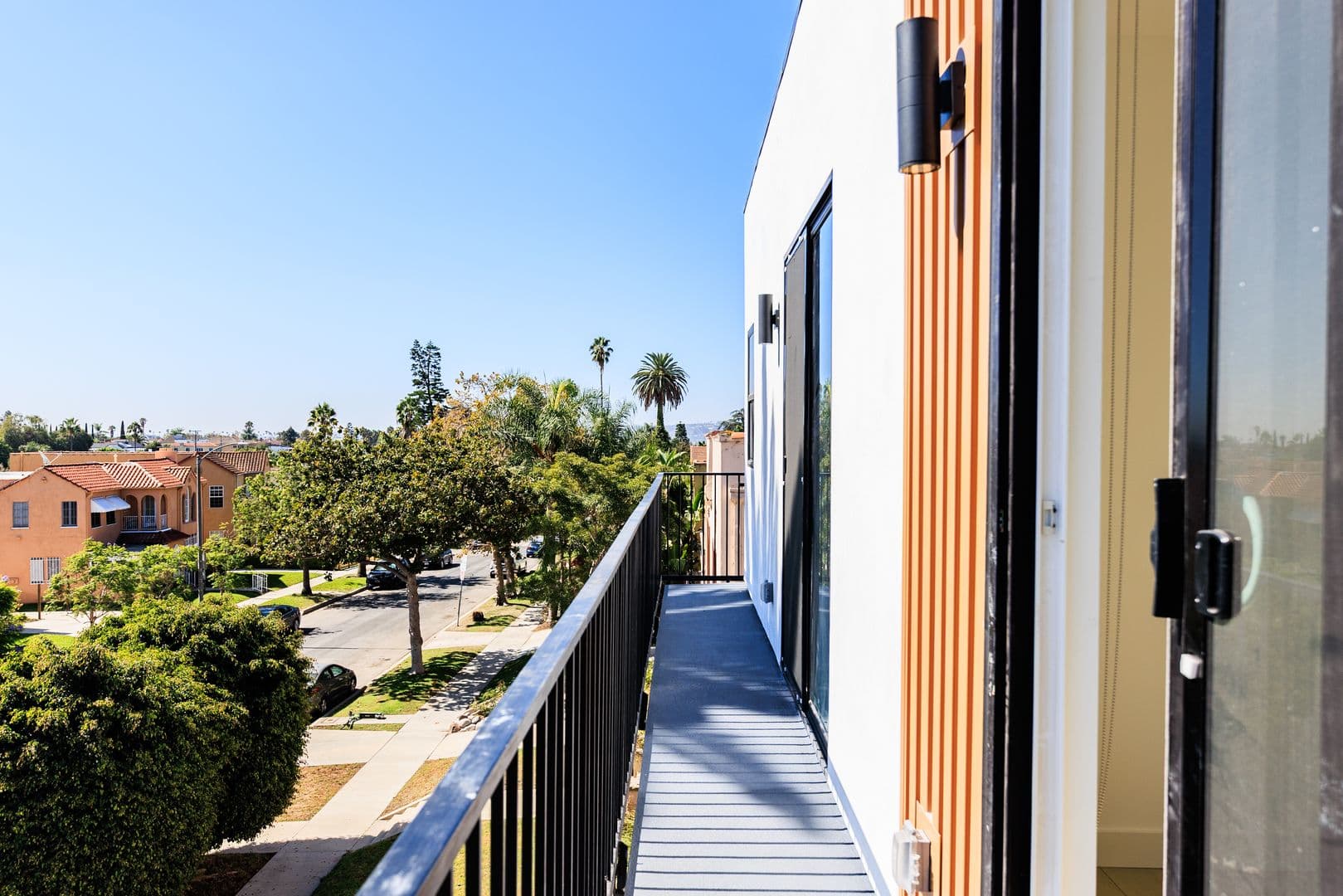 Los Angeles Apartment: 1021 S. Citrus Ave.
