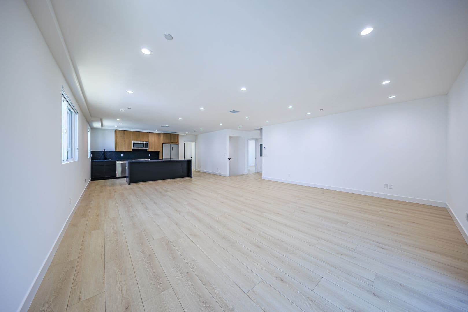 Los Angeles Apartment: 1021 S. Citrus Ave.