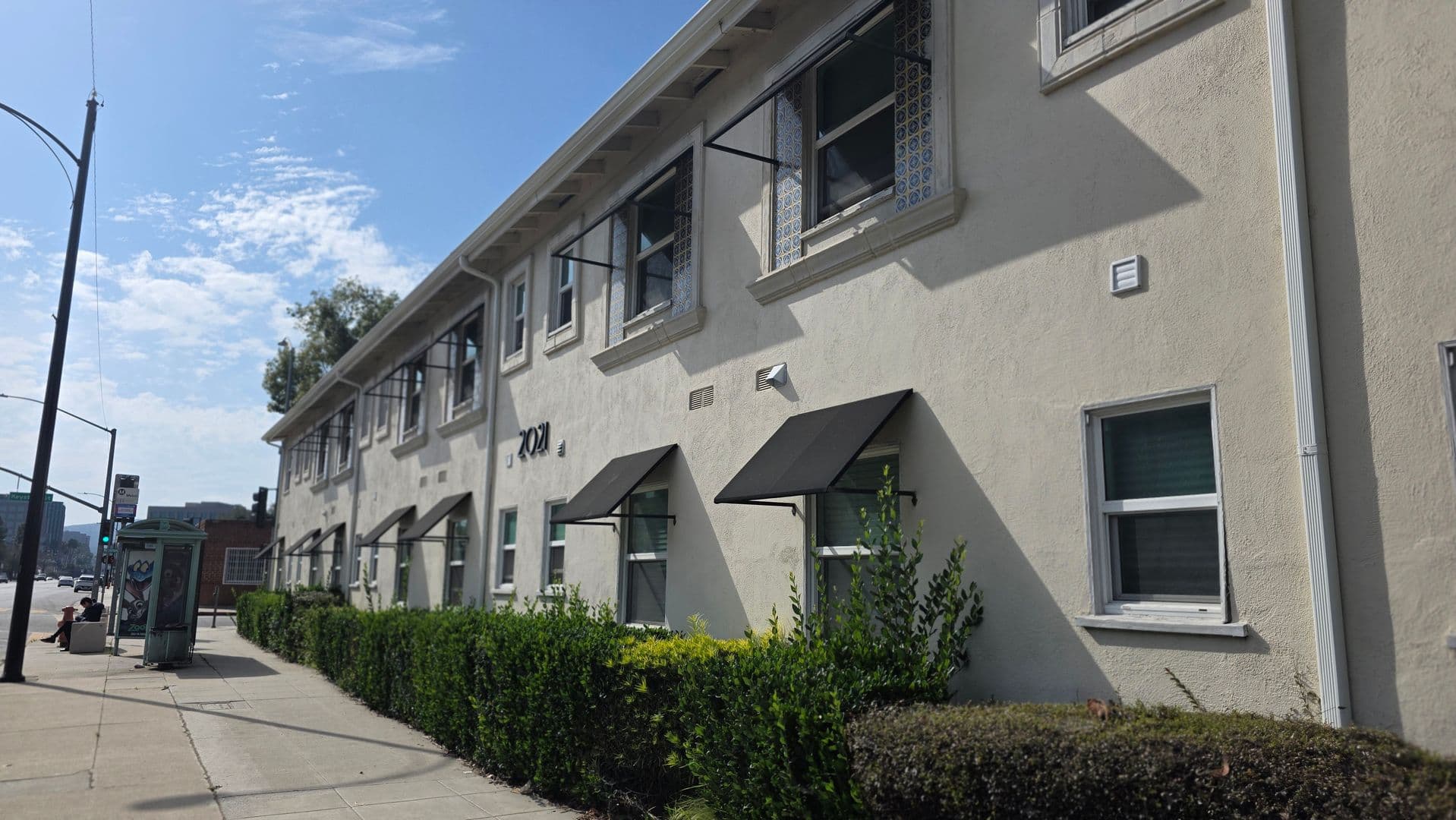 Burbank Apartment: 2023 W Olive Ave