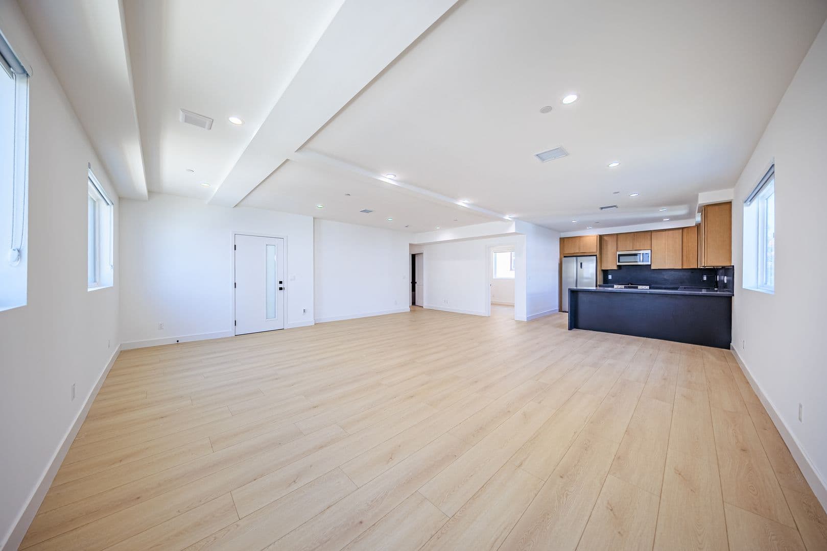 Los Angeles Apartment: 1021 S. Citrus Ave.