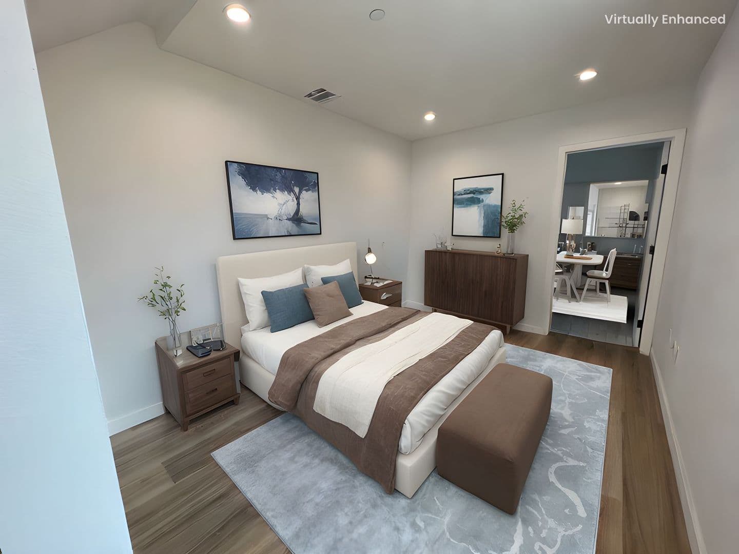 Los Angeles Apartment: 5526 Blackwelder St