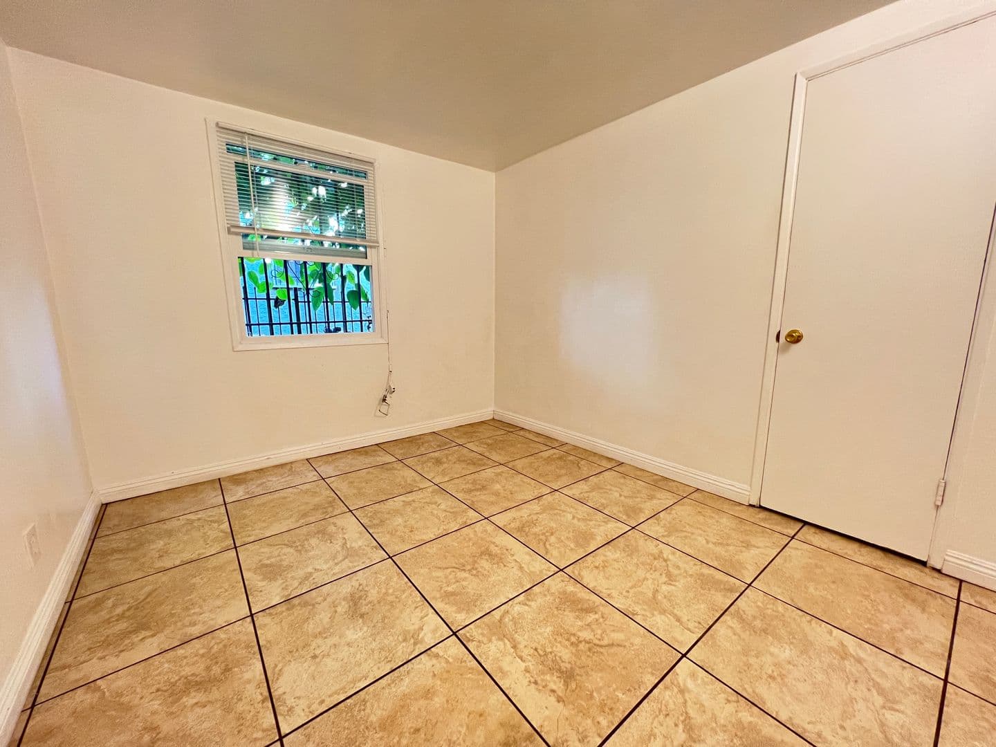 Culver City Apartment: 11515 Bradson Pl