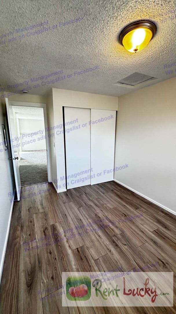 Enumclaw Apartment: 2612 Laukala Pl - Unit A