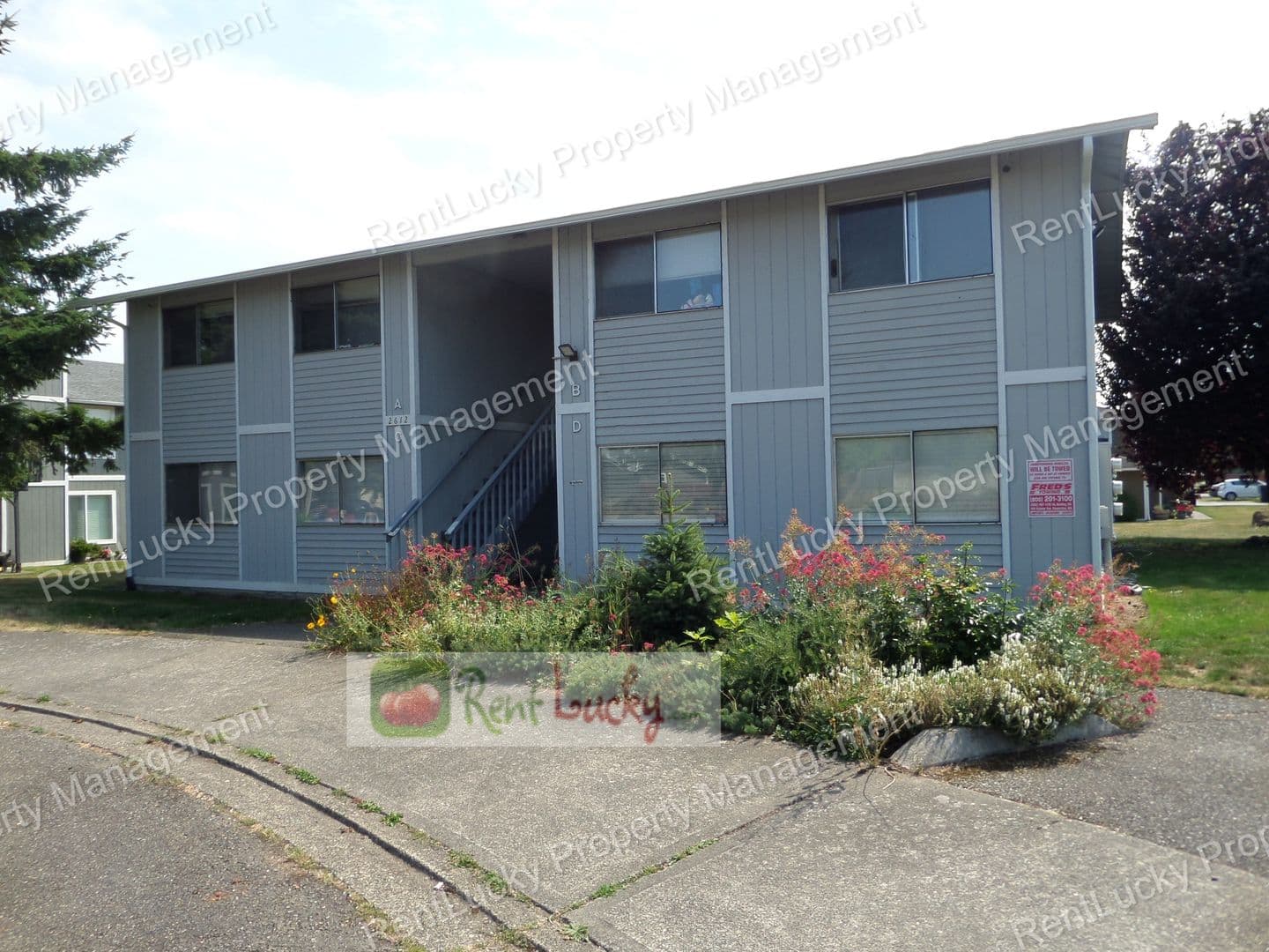 Enumclaw Apartment: 2612 Laukala Pl - Unit A
