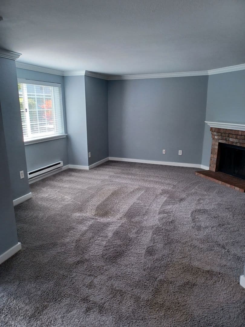 Des Moines Condo: 23410 18th Ave S