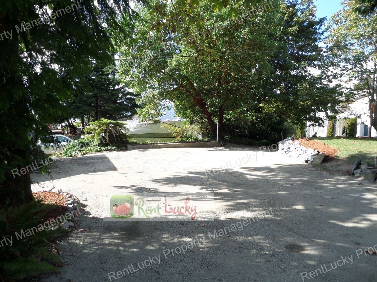 Des Moines House: 916 S 281st St
