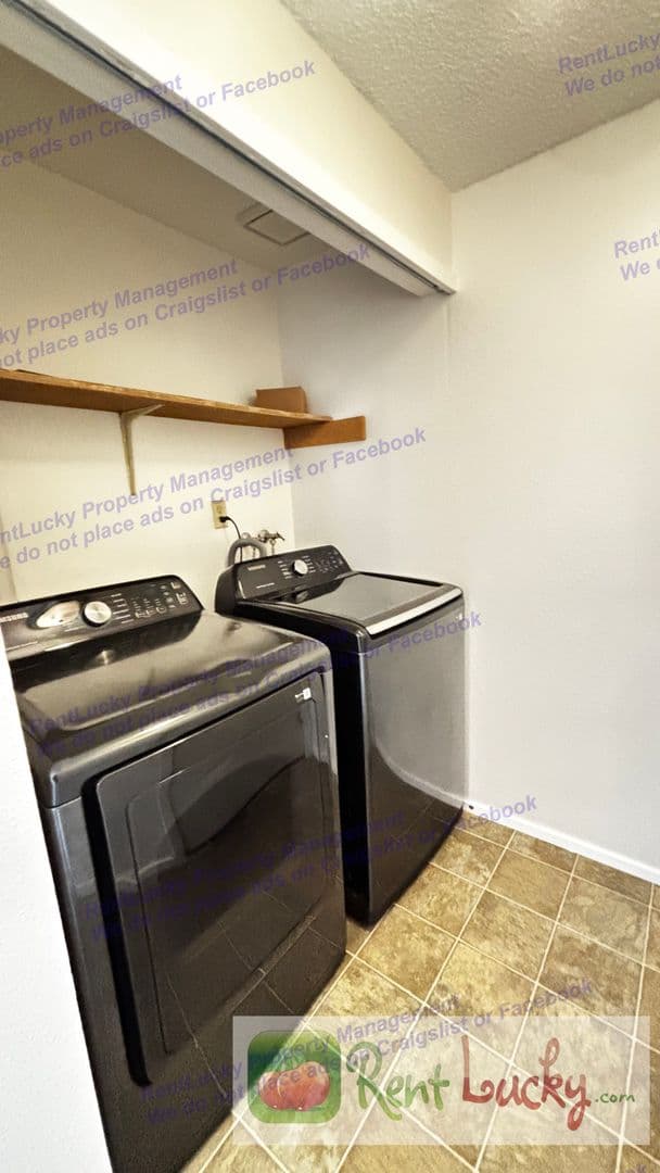 Enumclaw Apartment: 2612 Laukala Pl - Unit A