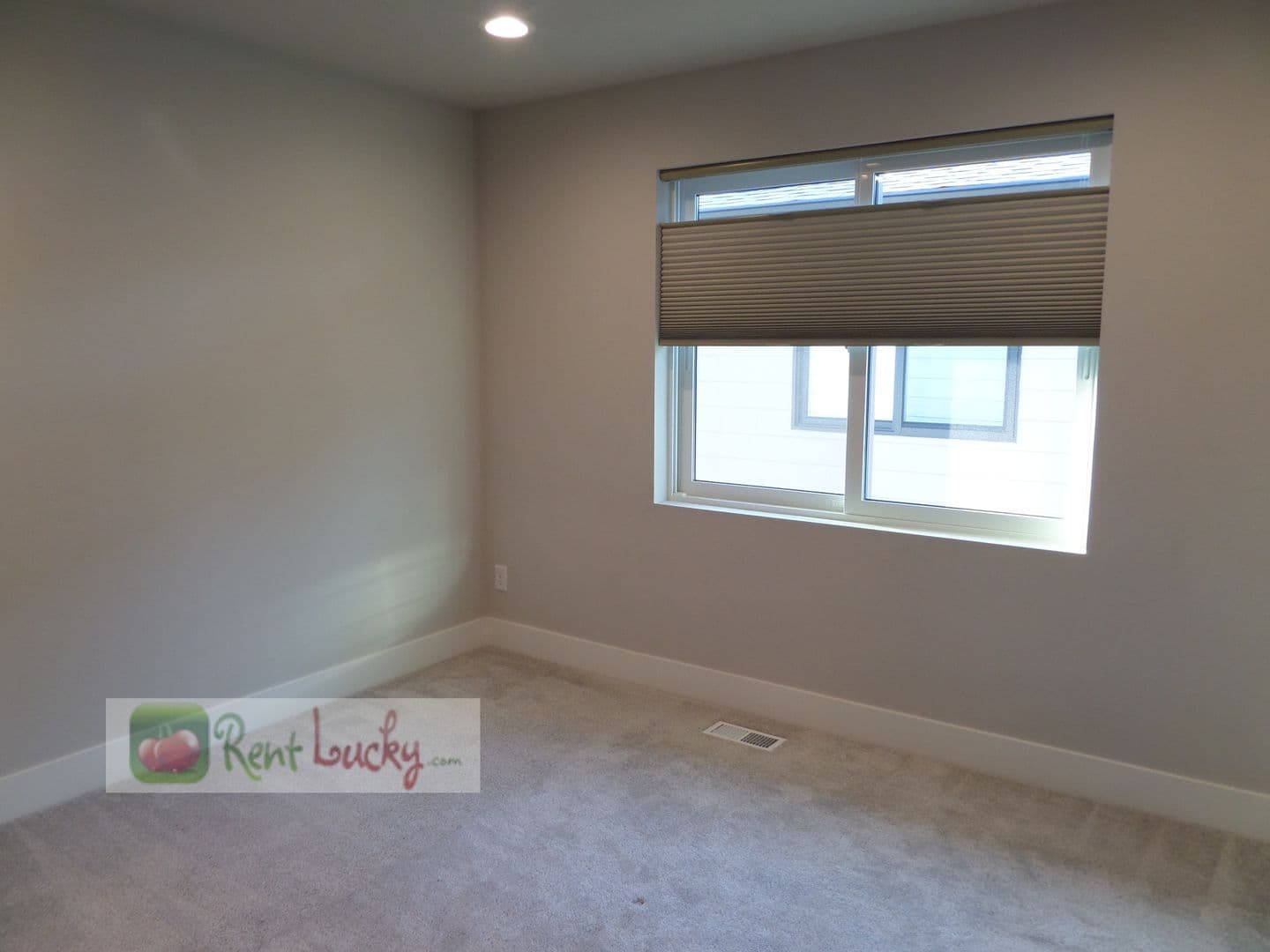 Maple Valley House: 27511 216th PL SE