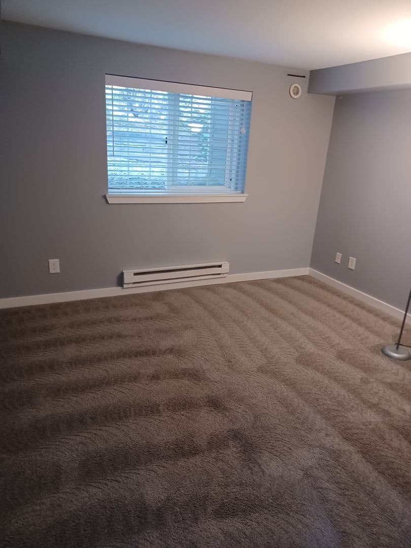 Des Moines Condo: 23410 18th Ave S