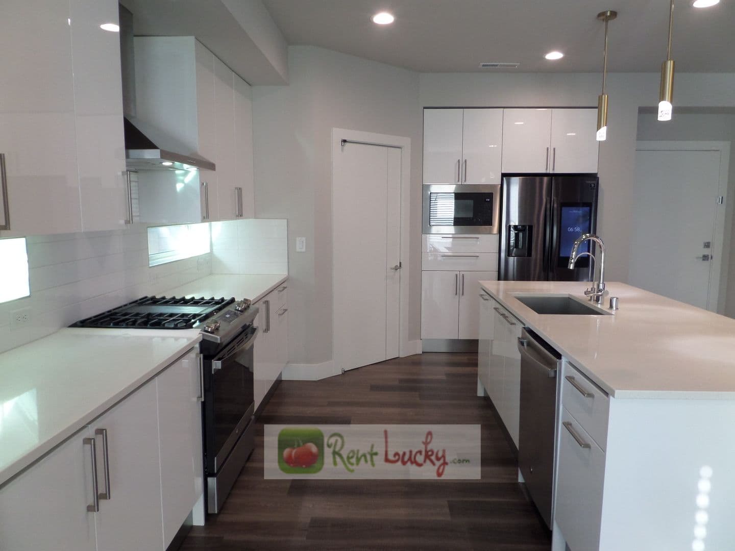 Maple Valley House: 27511 216th PL SE