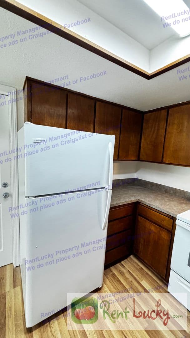 Pacific Apartment: 217 Ellingson Dr.