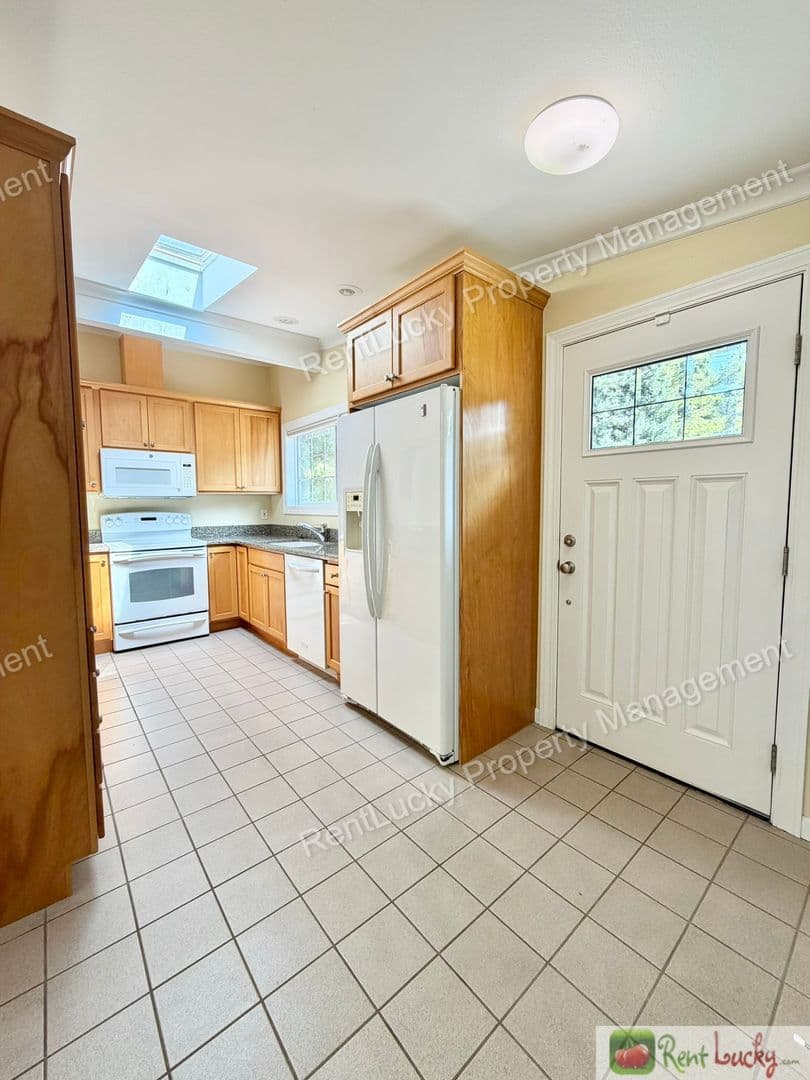 Bellevue House: 1211 147th Ave SE