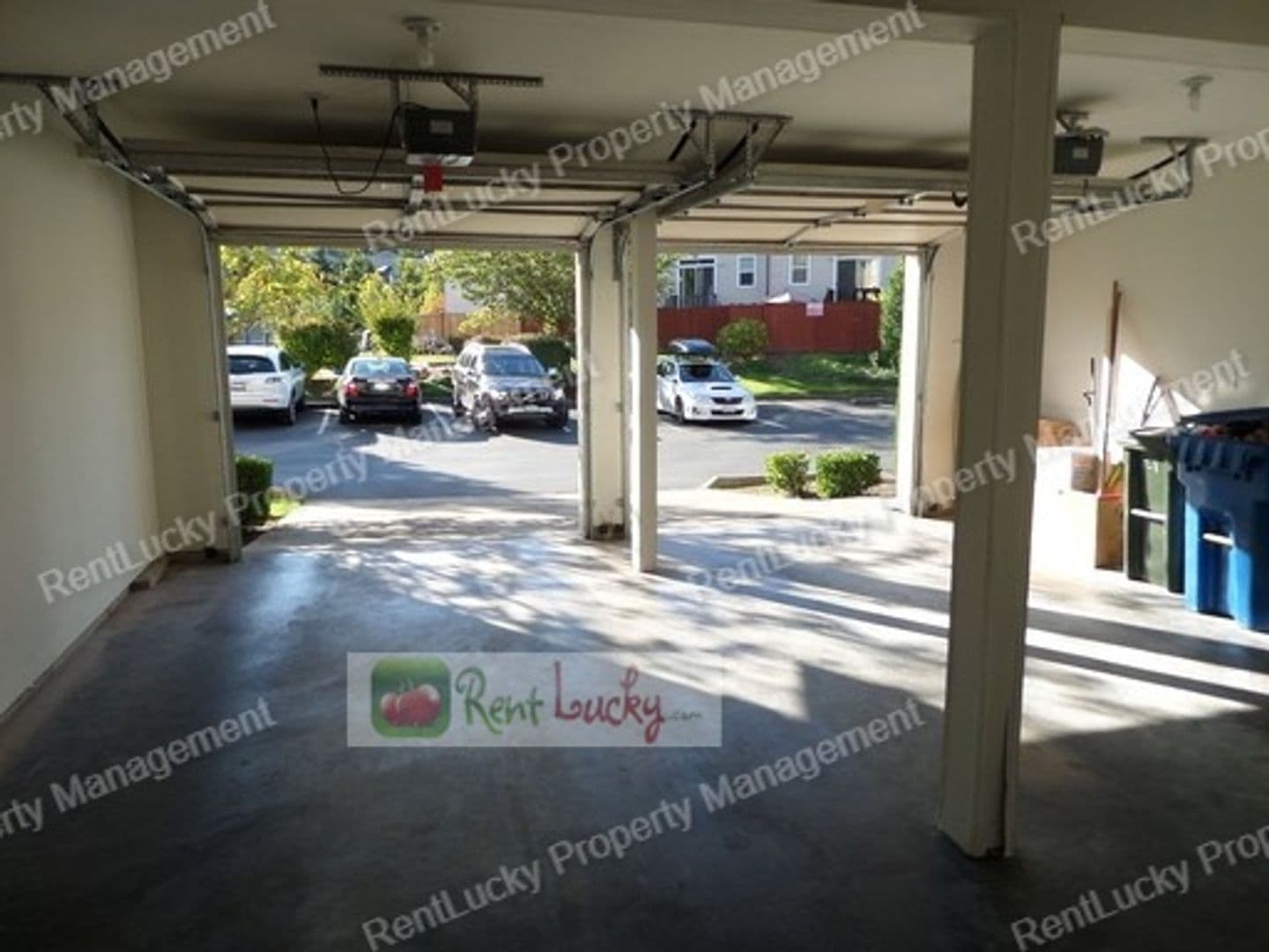 Auburn Townhome: 28700 34th Ave. S #F-1