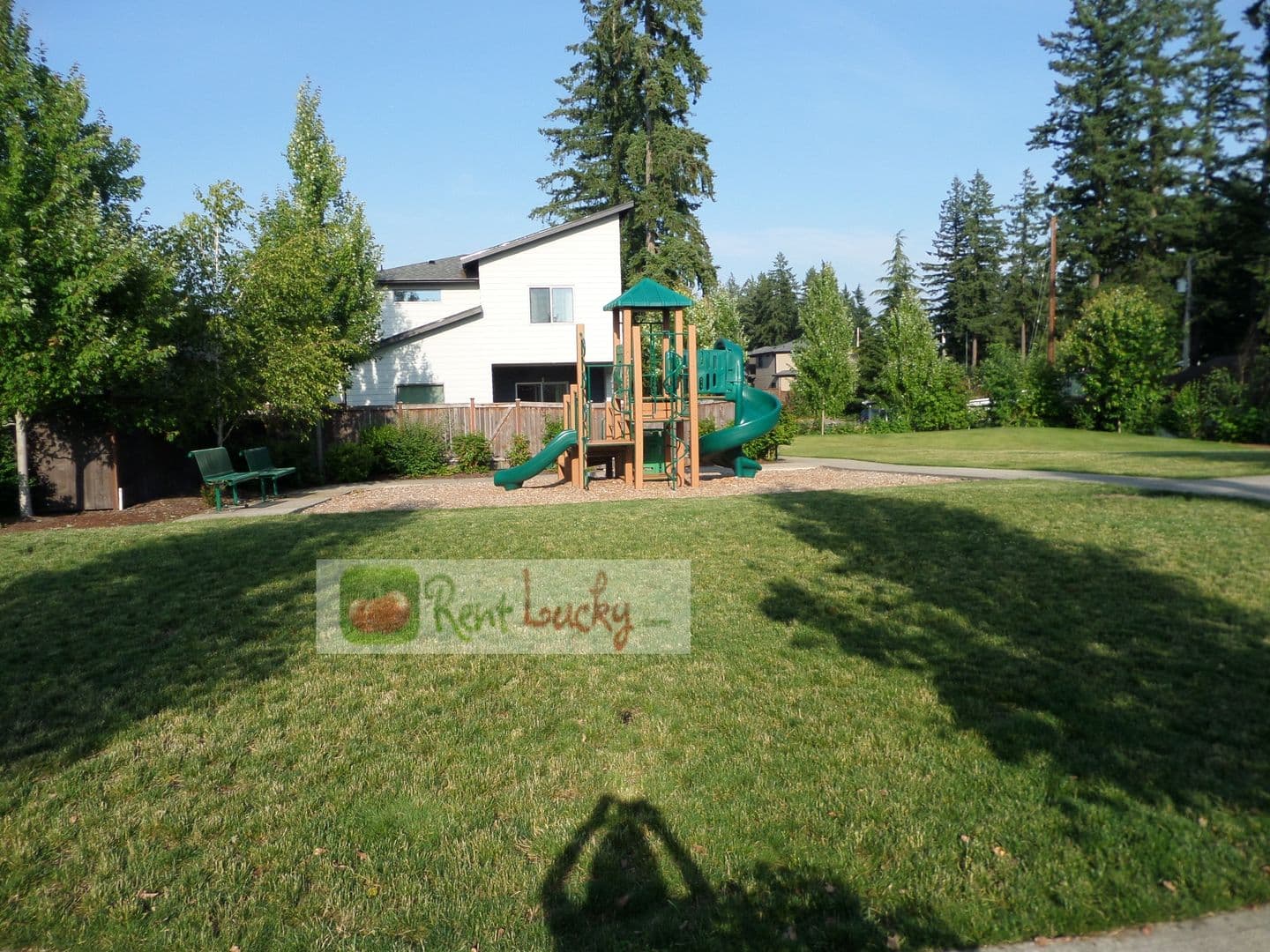 Maple Valley House: 27511 216th PL SE
