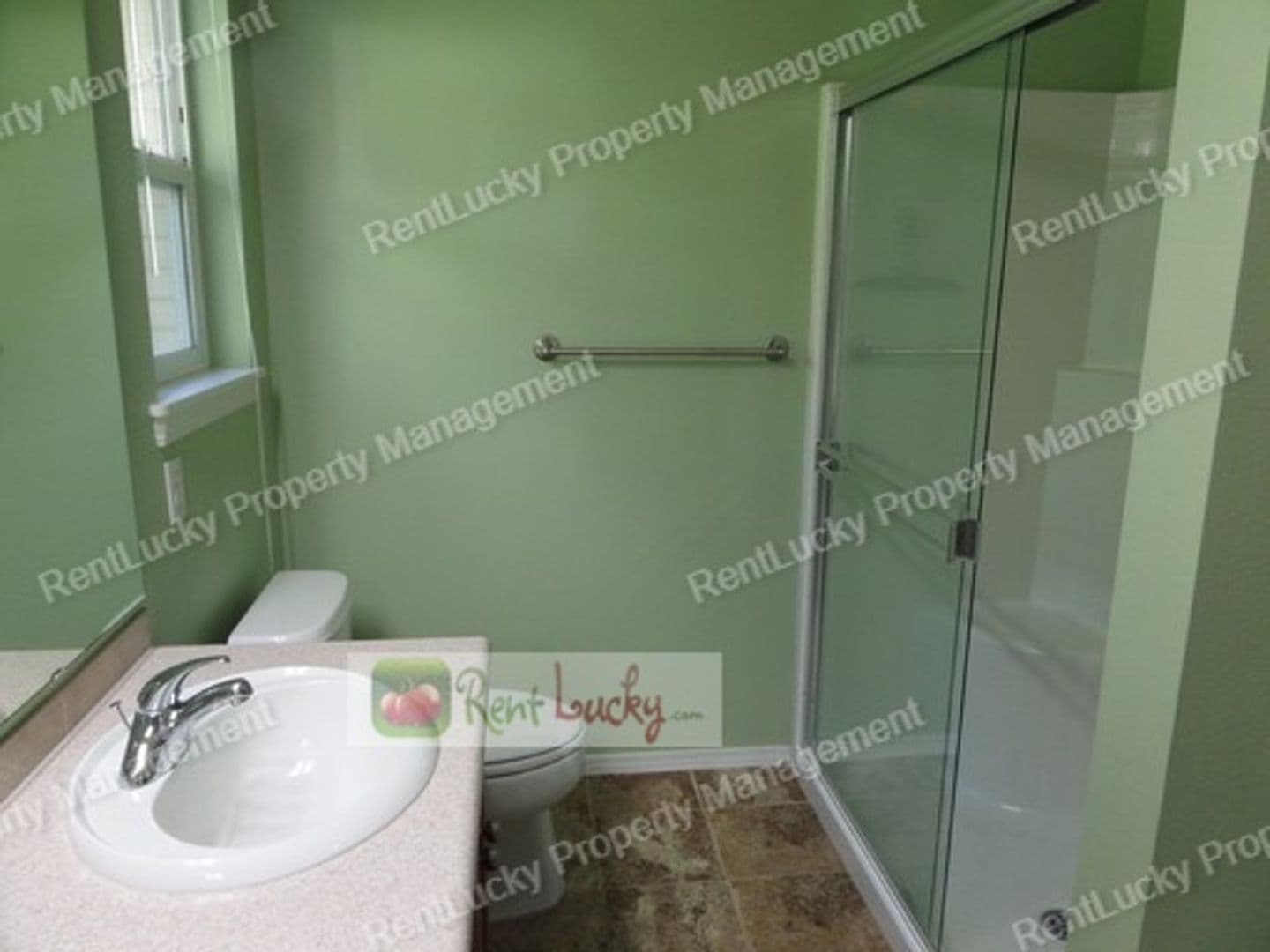 Auburn Townhome: 28700 34th Ave. S #F-1