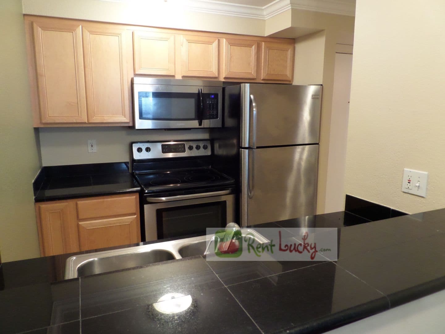 Seattle Condo: 300 10th Ave