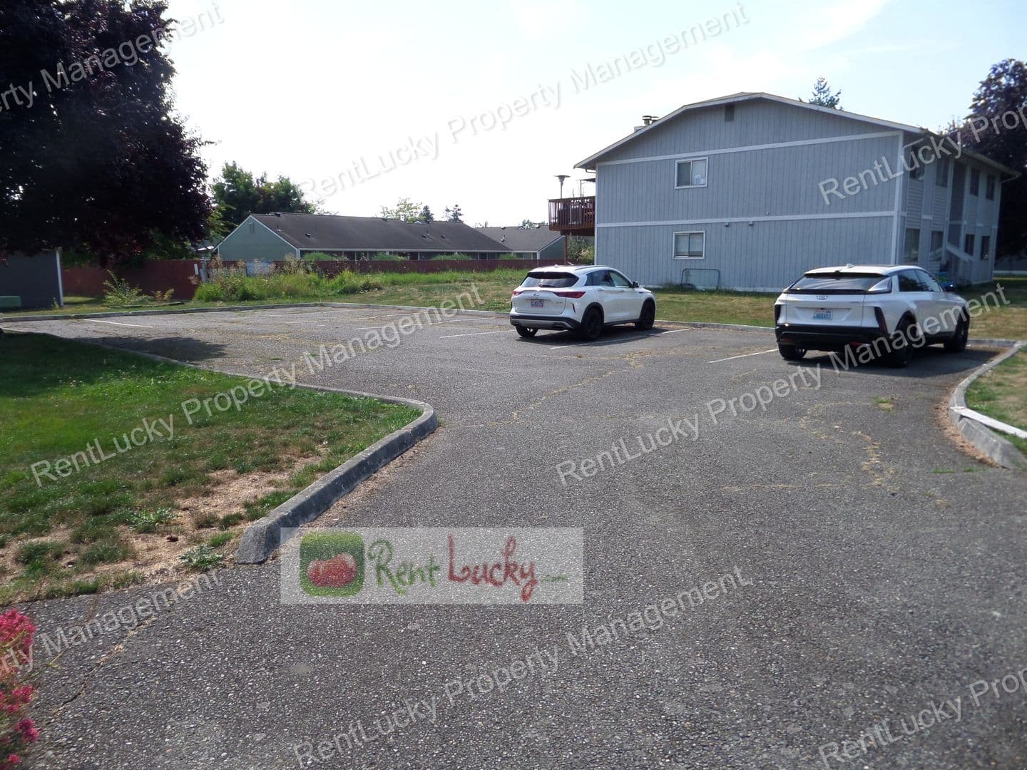 Enumclaw Apartment: 2612 Laukala Pl - Unit A