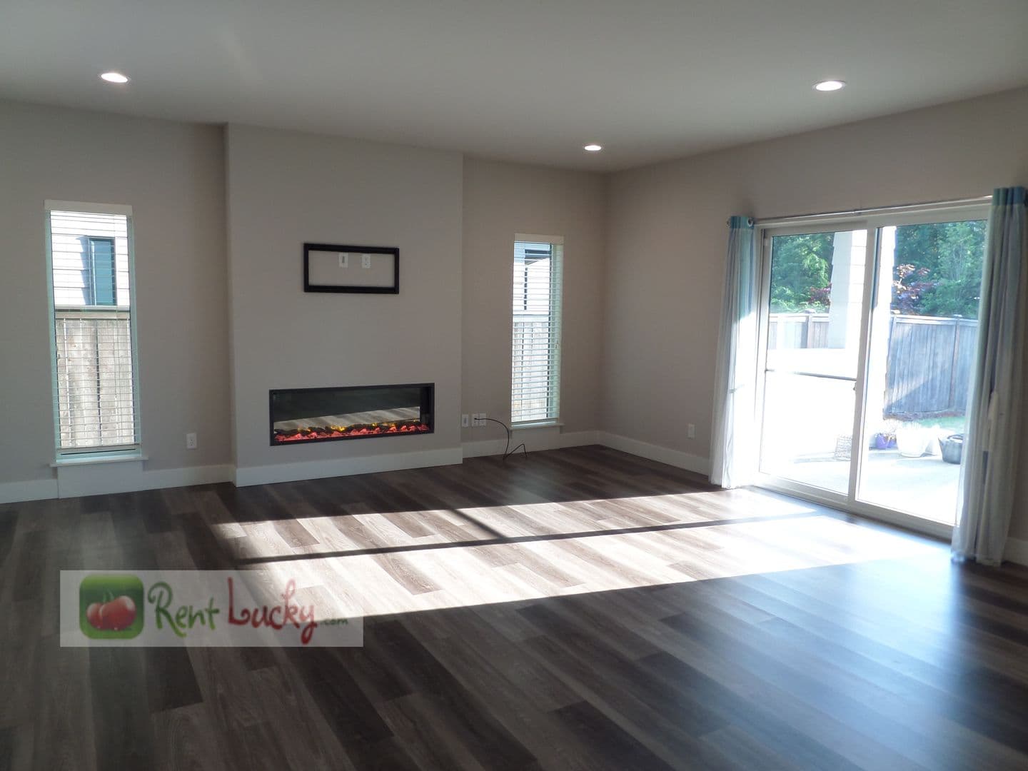 Maple Valley House: 27511 216th PL SE