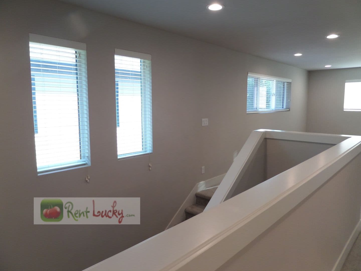 Maple Valley House: 27511 216th PL SE