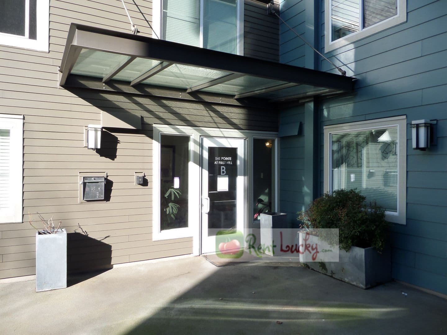 Seattle Condo: 300 10th Ave