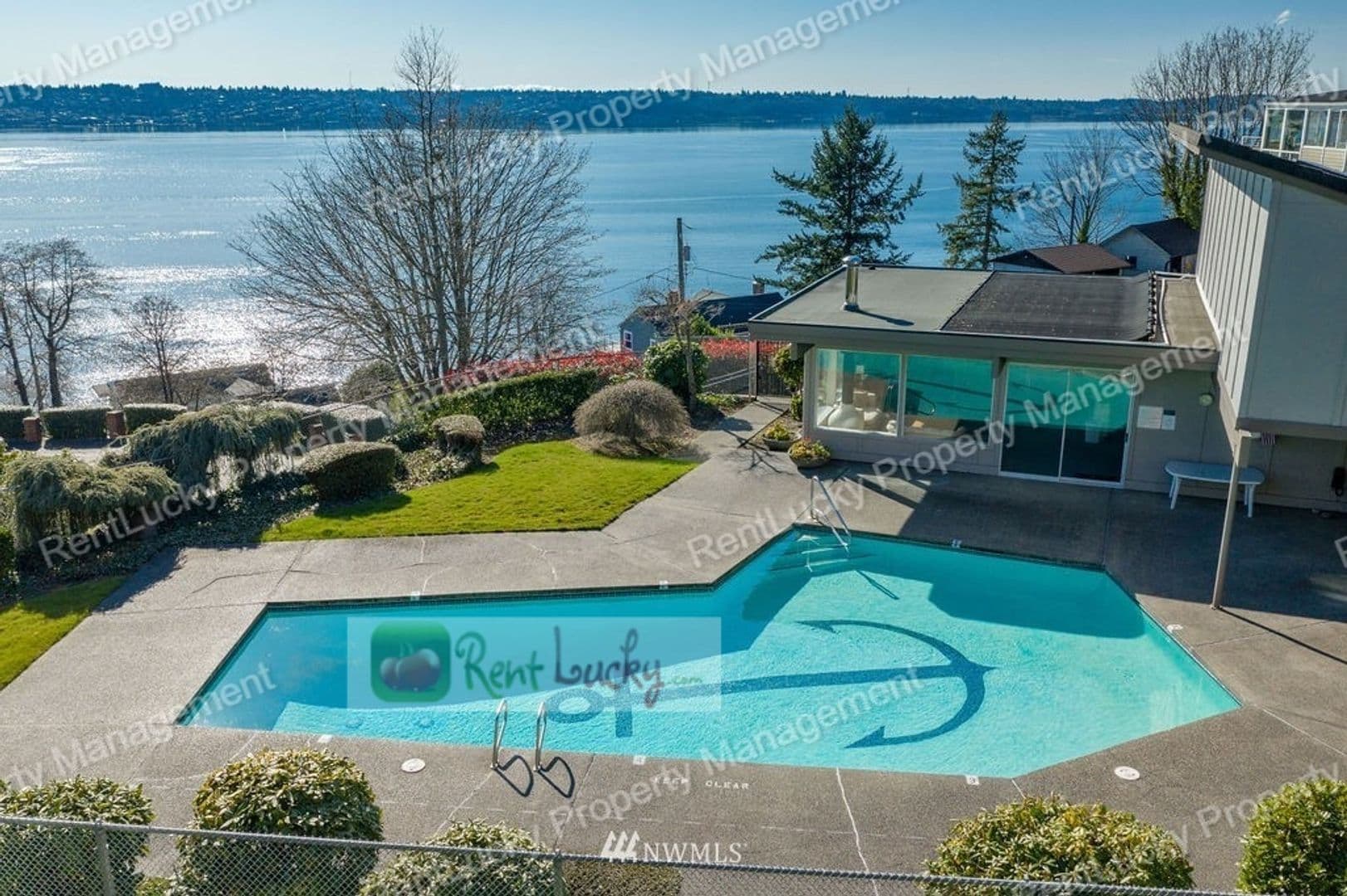 Tacoma House: 6412 E Side Dr NE