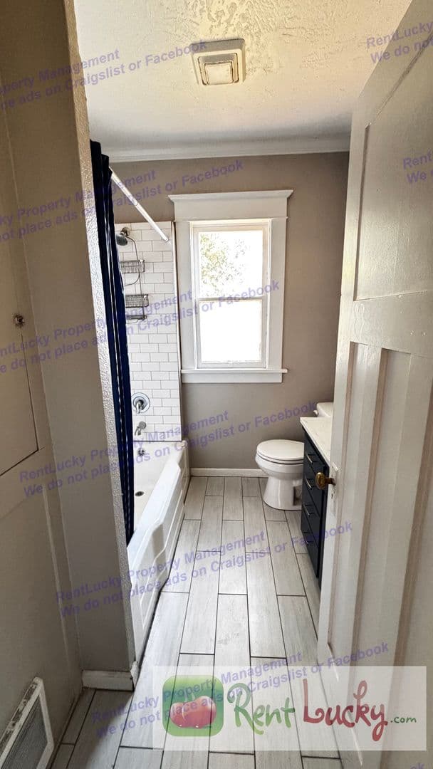 Bremerton Apartment: 1249 7th St.