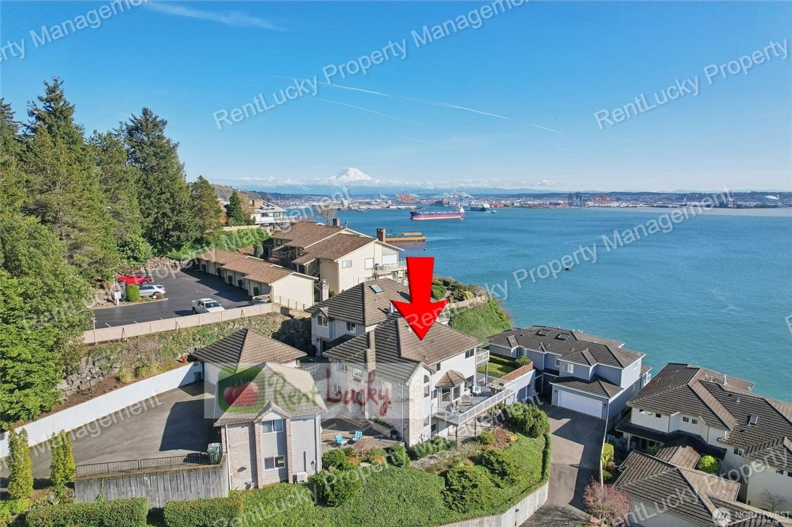 Tacoma House: 6412 E Side Dr NE