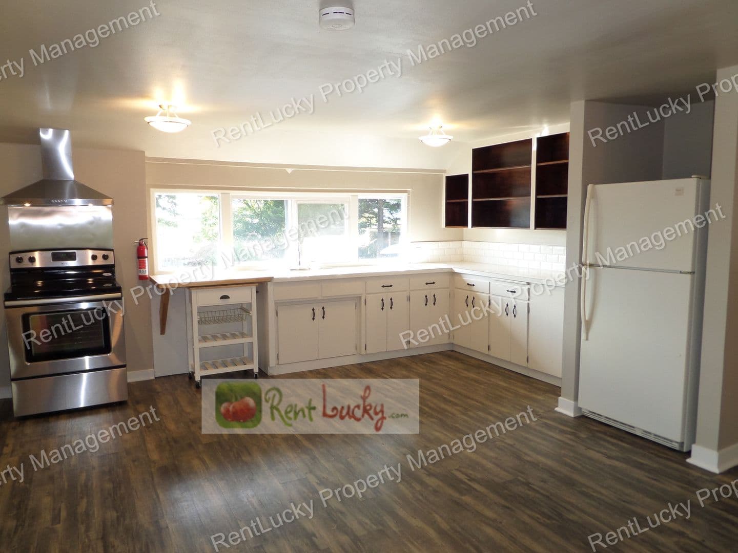 Des Moines House: 916 S 281st St