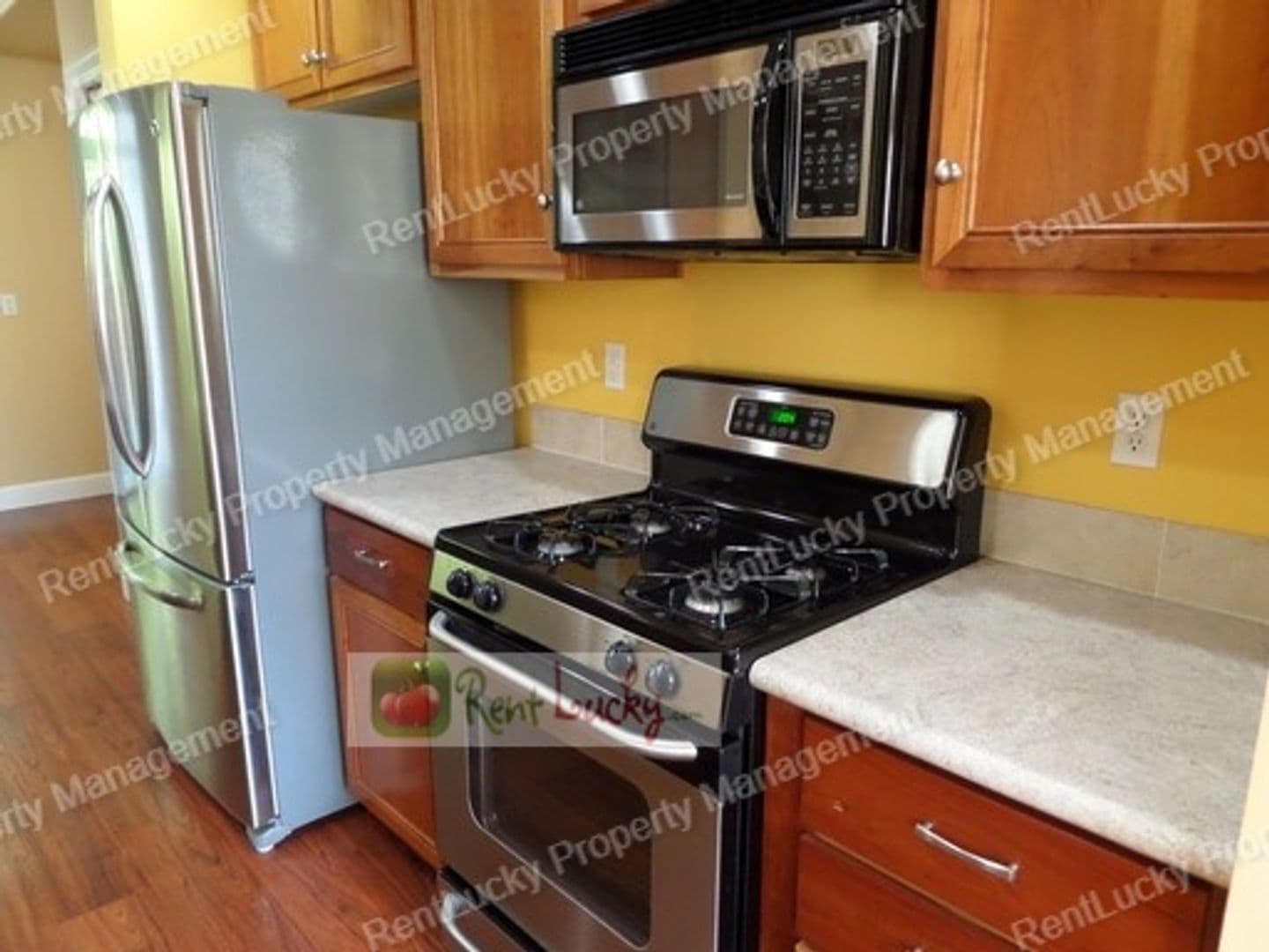 Auburn Townhome: 28700 34th Ave. S #F-1