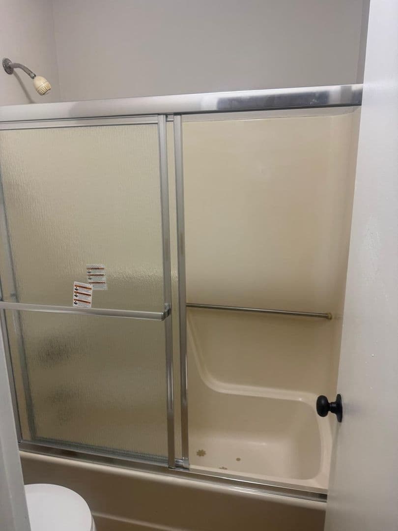 GREENSBORO Apartment: 3529 LYNHAVEN DR