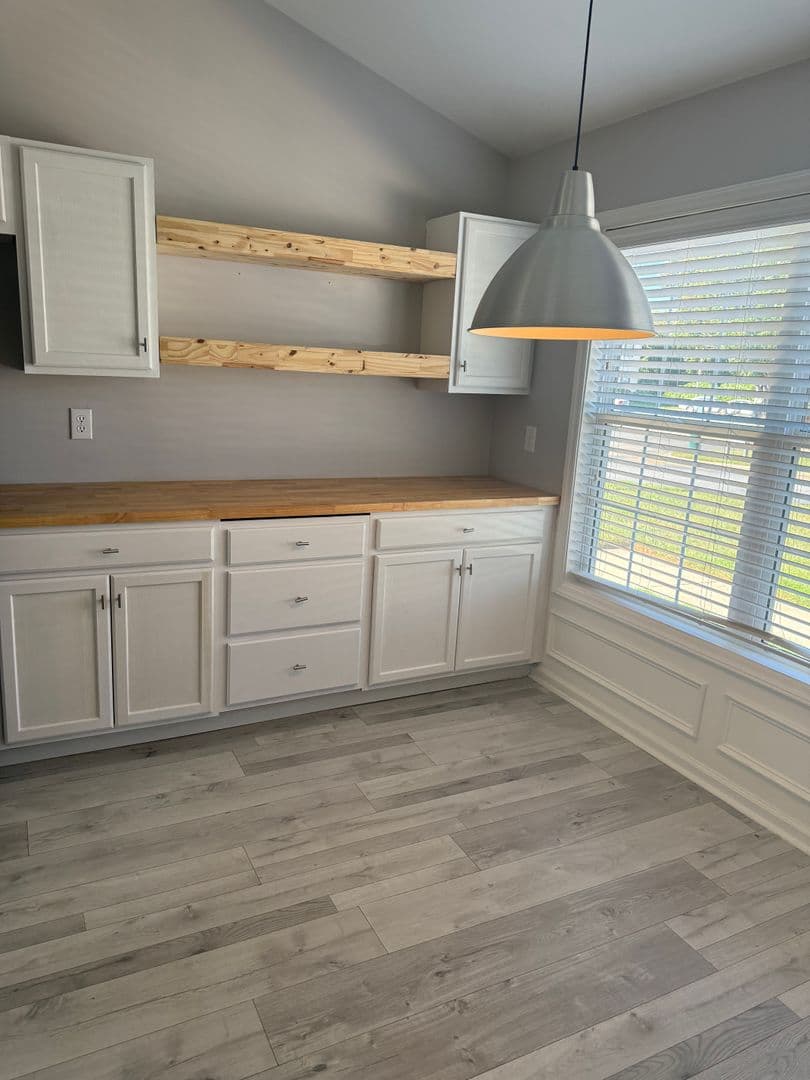 GREENSBORO Apartment: 801 REMOUNT COURT