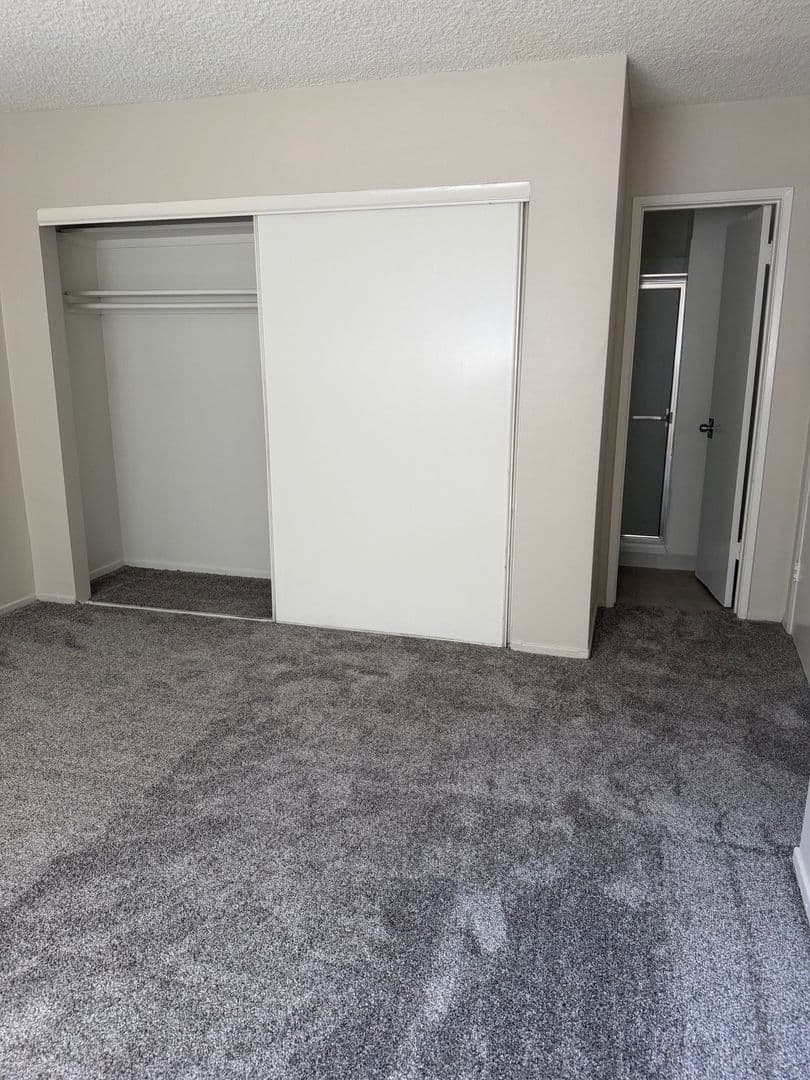 North Hills Apartment: 8620 Columbus