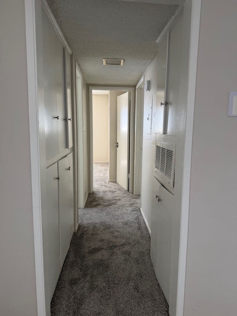 North Hills Apartment: 8620 Columbus