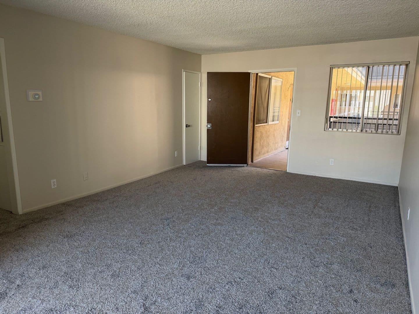 North Hills Apartment: 8620 Columbus