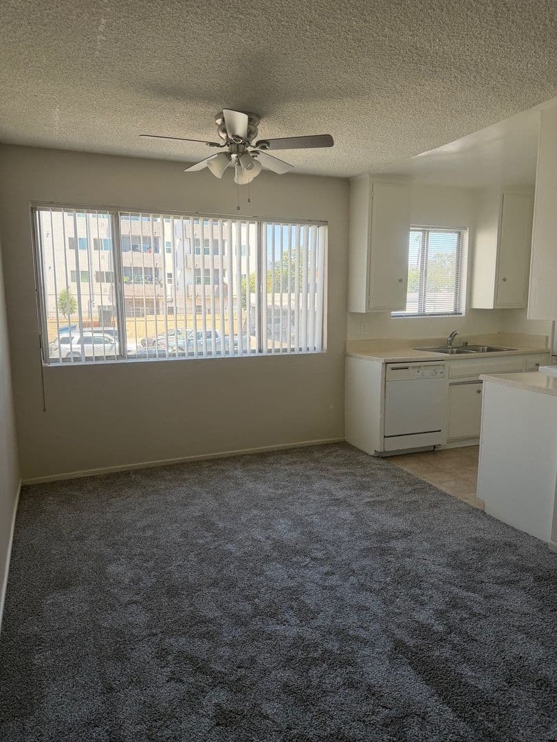 North Hills Apartment: 8620 Columbus