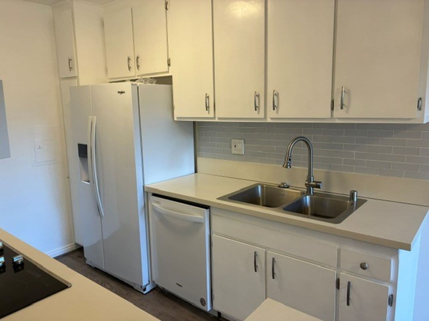 Encino Apartment: 5348 Newcastle