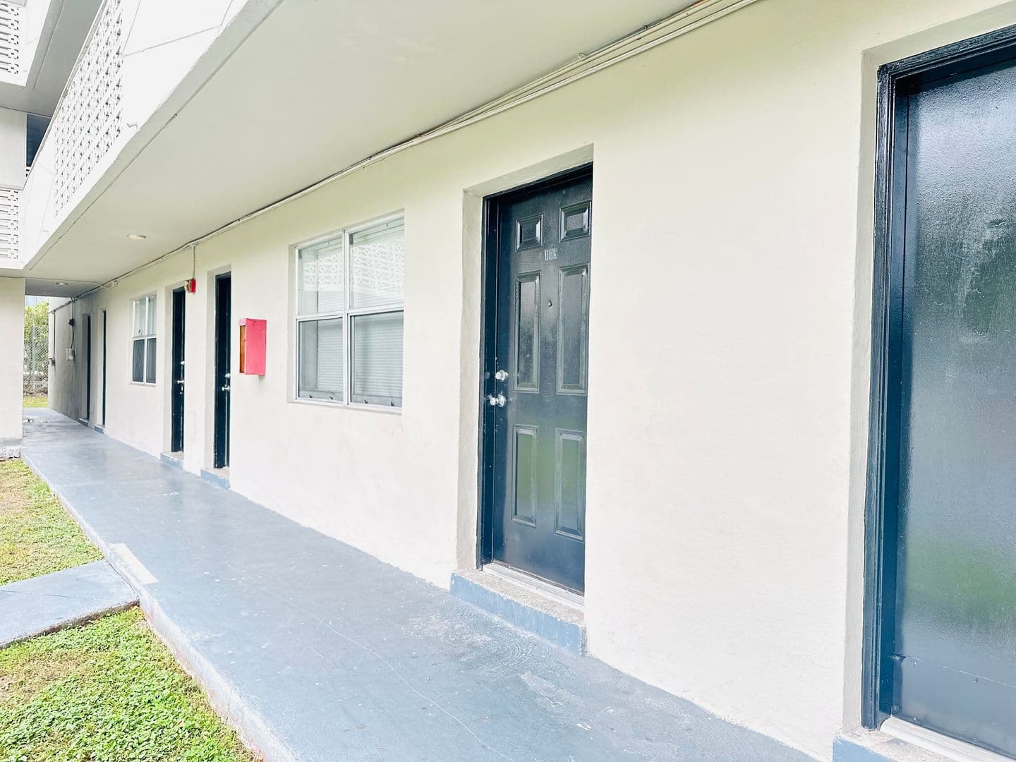 Miami Apartment: 1545 NW 8th Avenue