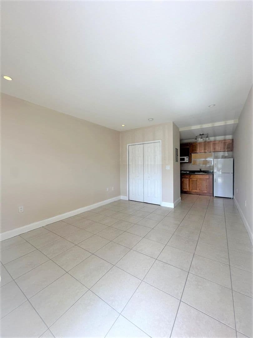Miami Apartment: 223 NW 12th Street