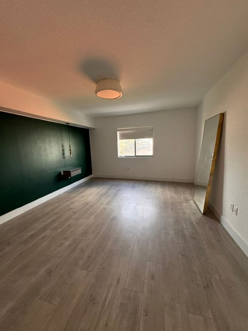 Miami House: 36 NW 6 Ave