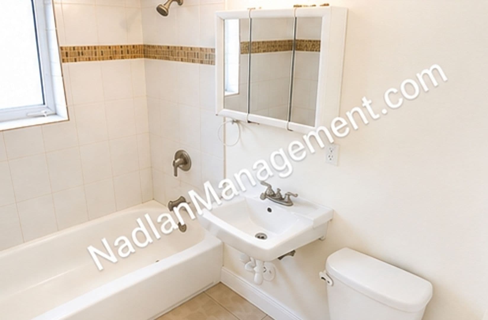 Miami Apartment: 1533 NW 2 Ave