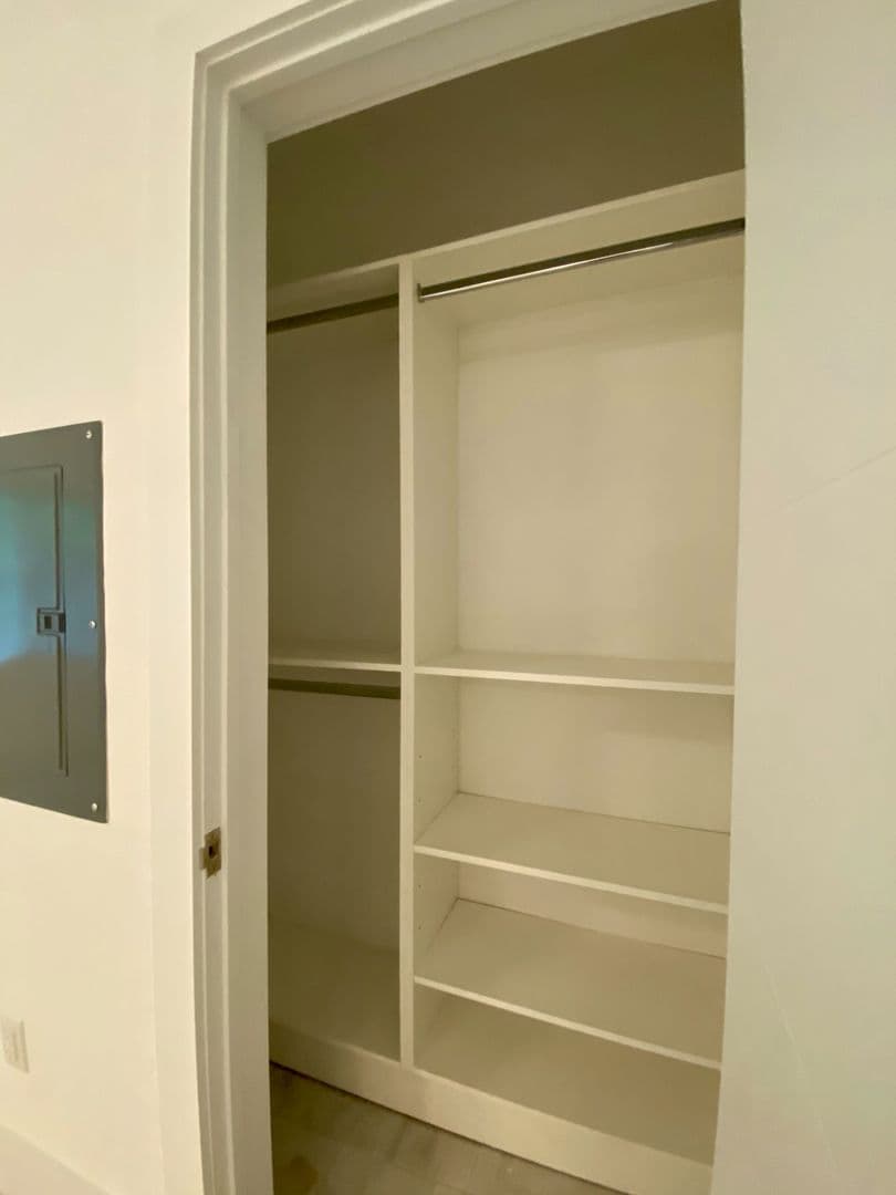 Miami Beach Apartment: 1201 Pennsylvania Ave