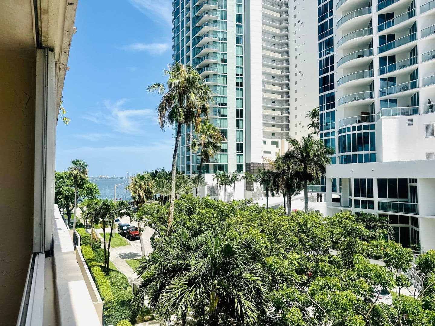 Miami Apartment: 505 NE 30 ST