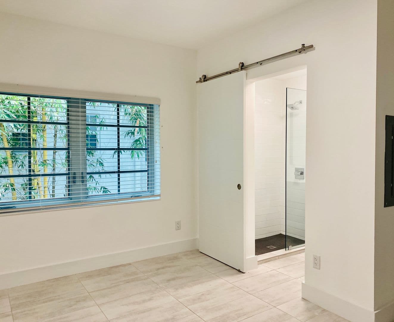 Miami Beach Apartment: 1201 Pennsylvania Ave