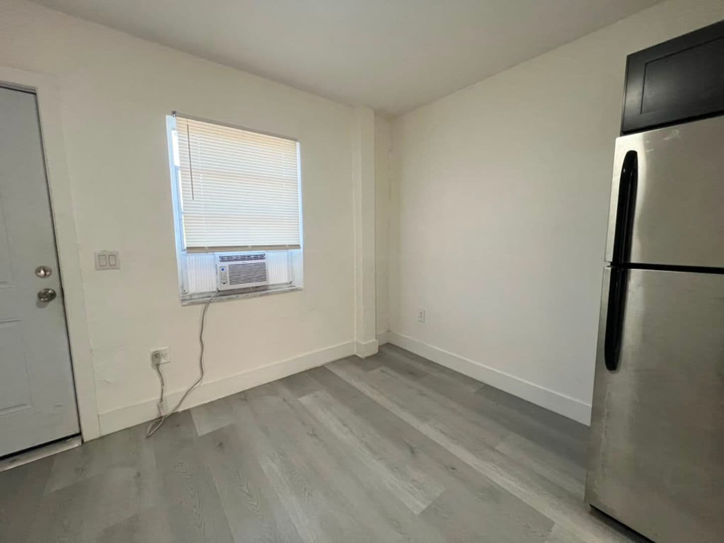Miami Apartment: 5200 NW 26 Ave