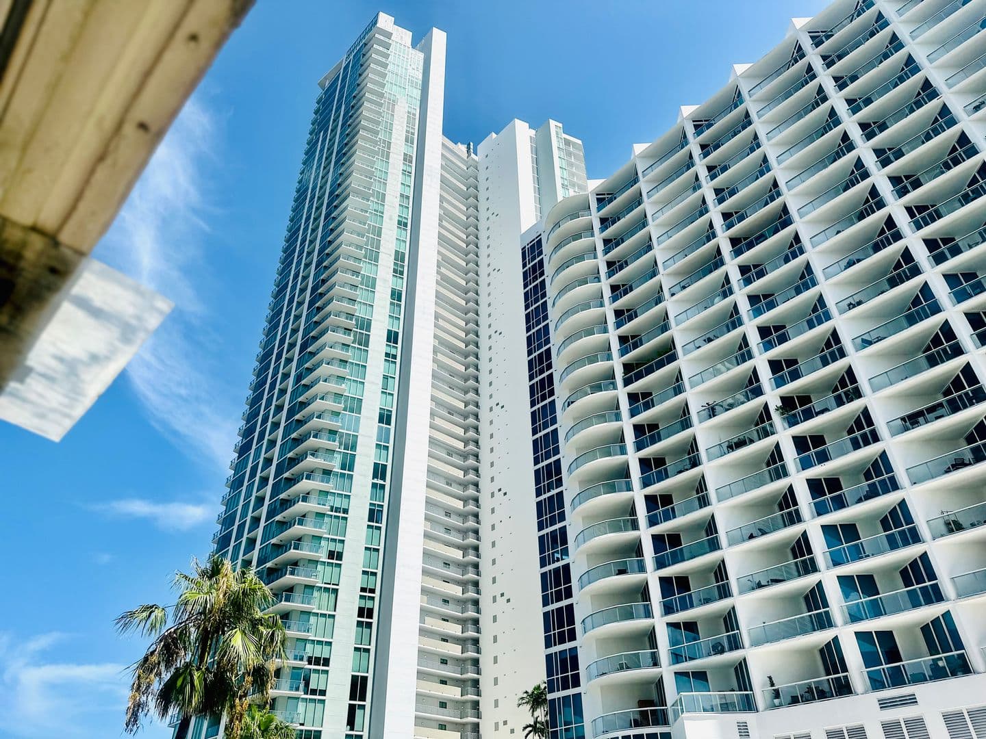 Miami Apartment: 505 NE 30 ST